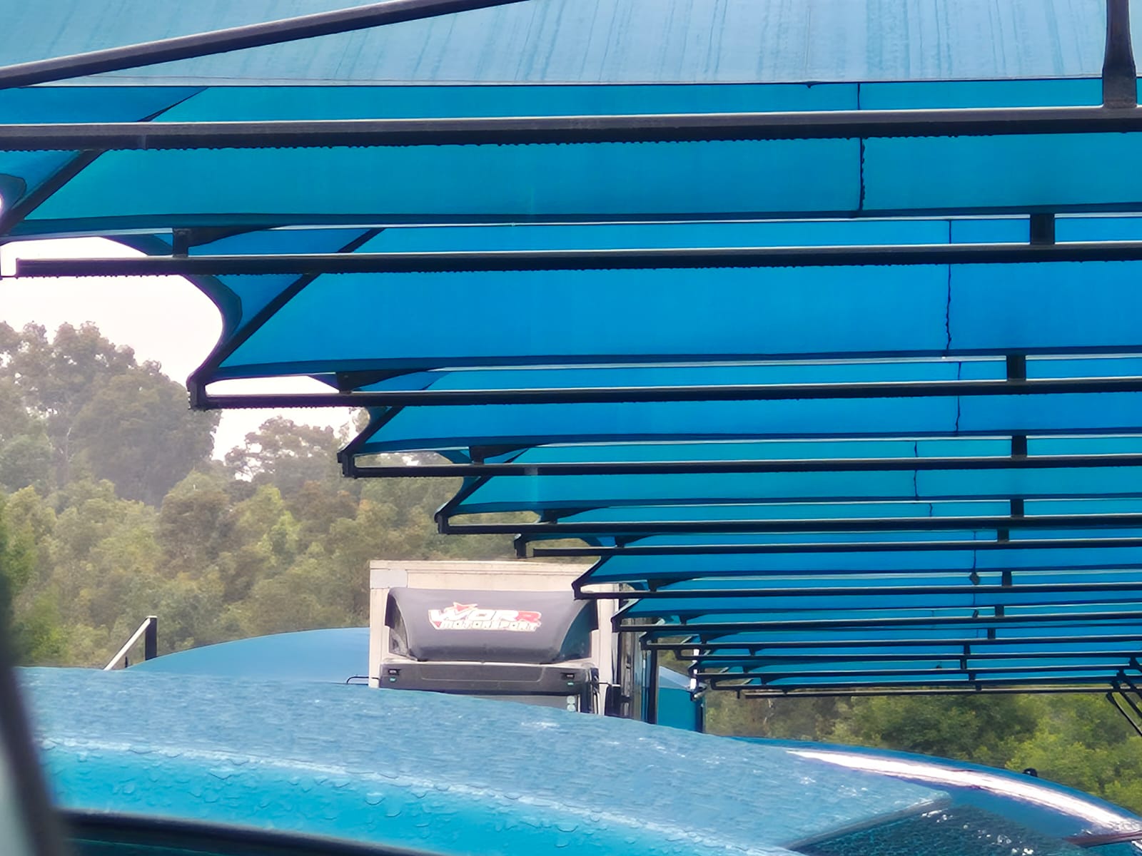 Commercial cantilever carports