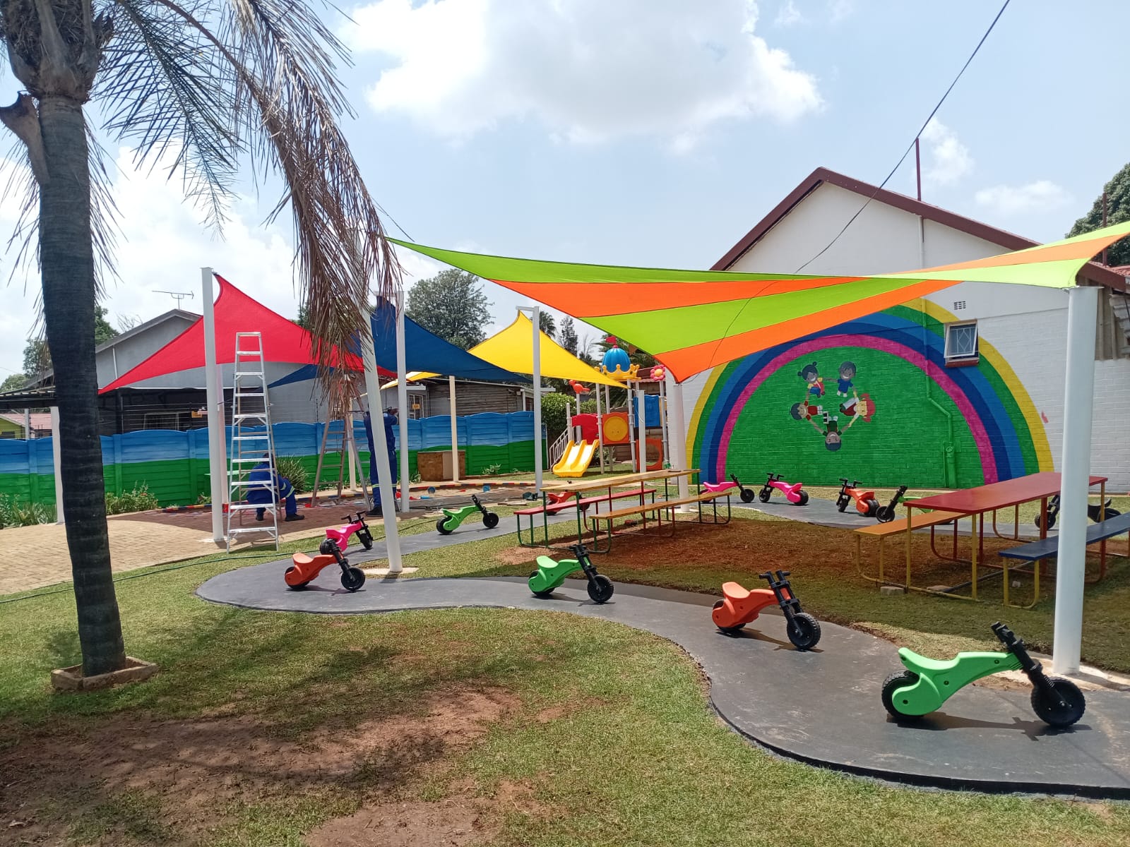 Shade sails installed at a playground