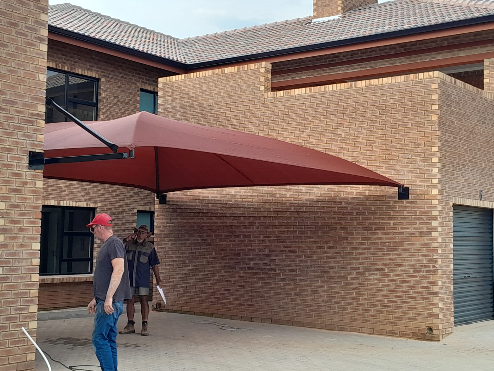 Wall-mounted shadeport installation
